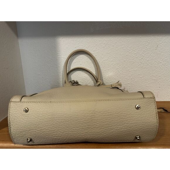 Dooney & Bourke East West Tassel Purse Cream EUC ☘️ - Picture 7 of 8